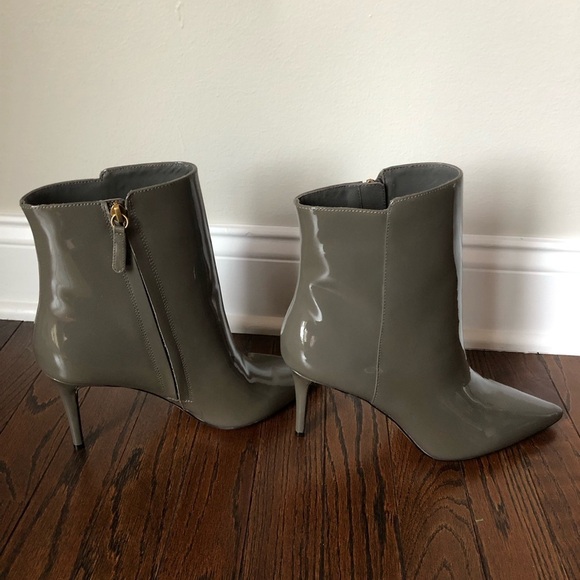 *NEW* J. Crew Women’s 9.5 Stevie Pointed Toe Ankle Boots in Gray Shiny Leather - Picture 5 of 12